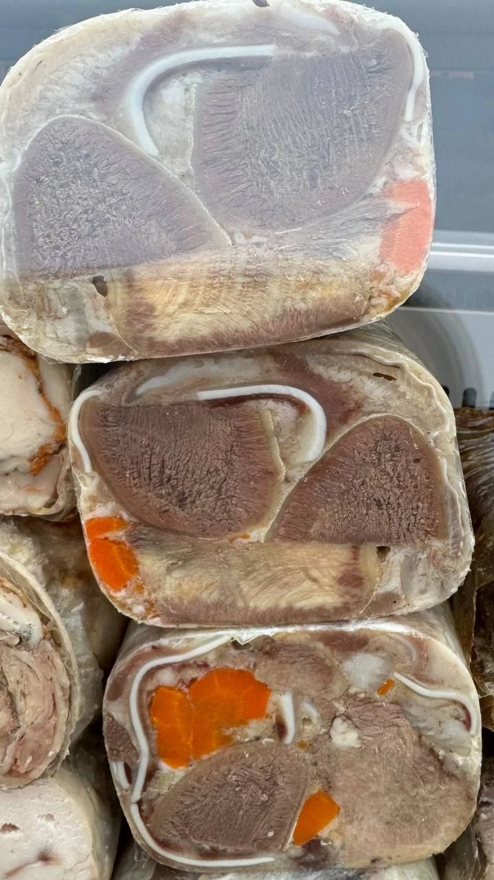 Рулет «Язык в ушке»